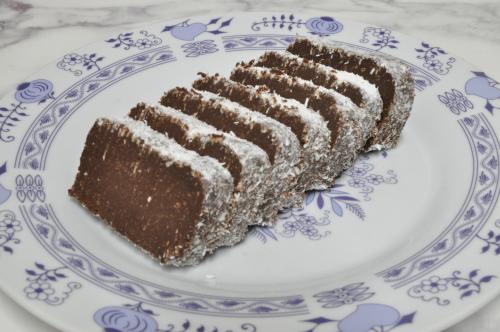 Čokoládový salám – Snadné recept z Česko kuchyně, hotový za Do 30 minut